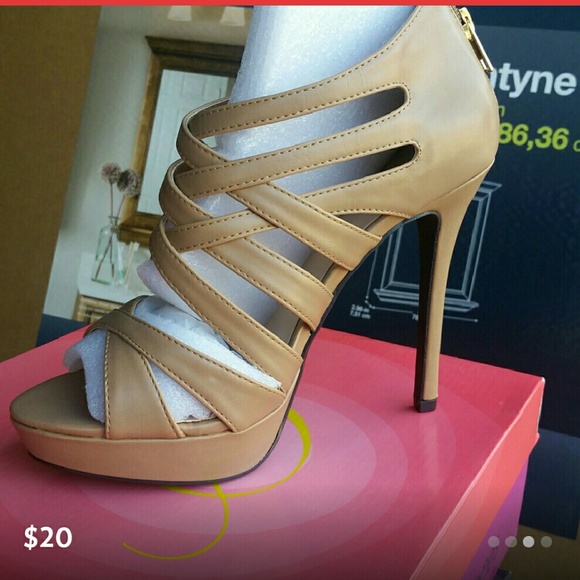 Fashion strappy heels