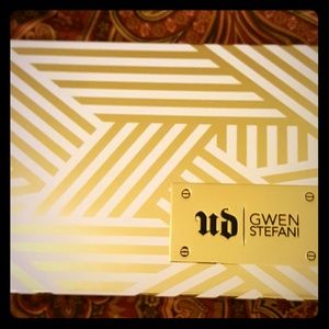 Limited Edition Gwen Stefani Palette