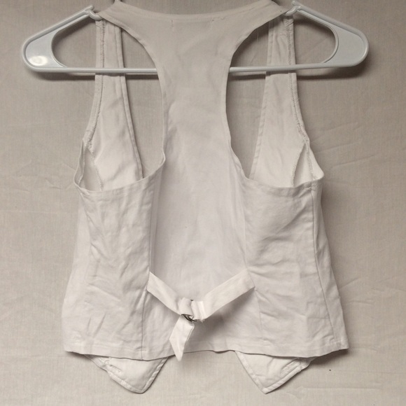 Vest! - Picture 2 of 2