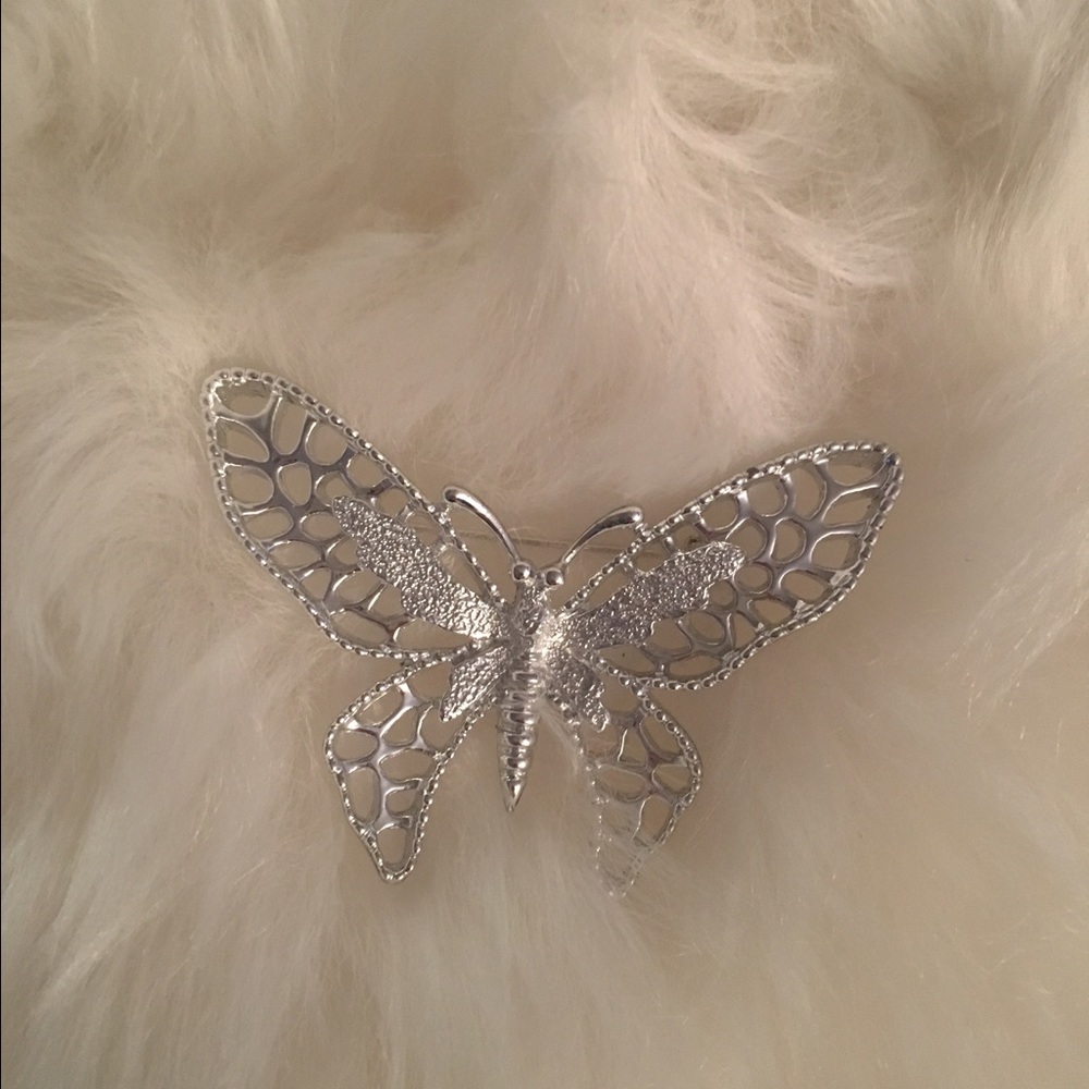 Vintage Silver fashion butterfly brooch pin