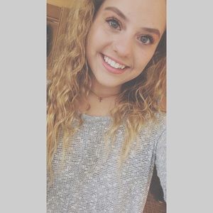 Meet your Posher, Brianna