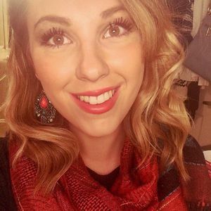 Meet your Posher, Olivia