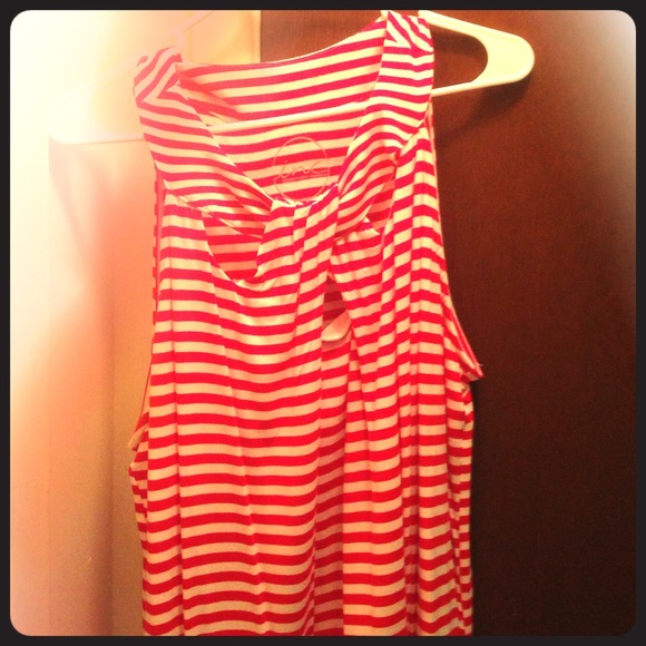 Red striped sleeveless shirt with knotted front