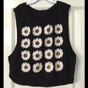 daisy cropped tank
