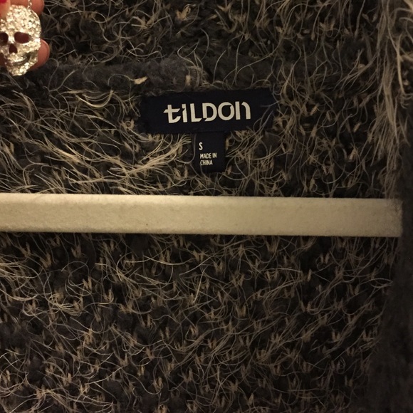 Nordstrom, high-end & cozy sweater!🌷 - Picture 3 of 4