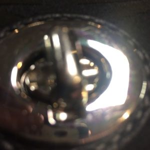 Meet your Posher, Alma