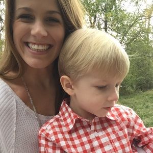 Meet your Posher, Laura