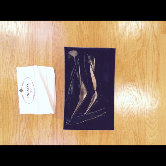 Vintage Prada with original packaging! Heels - Picture 1 of 4