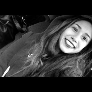 Meet your Posher, Jocelyn