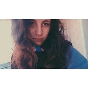 Meet your Posher, Abi