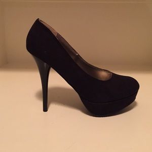 Black Mossimo Heels