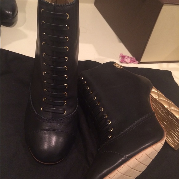 Chanel booties - Picture 2 of 4
