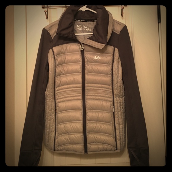 Michael Kors Jackets & Blazers - NWOT beautiful jacket😍❤️
