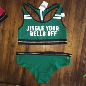 NWT VS PINK Set "Jingle Bells" Green Bra Panty M/L