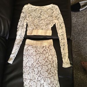 Gorgeous 2 piece lace dress