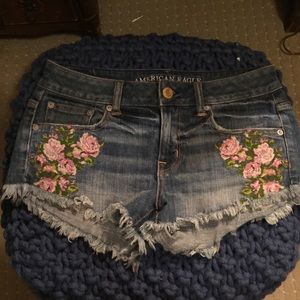 High wasted shorts 🌸🌸🌸