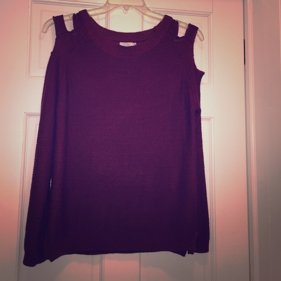 Tobi Cold Shoulder Sweater