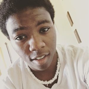 Meet your Posher, Mesha