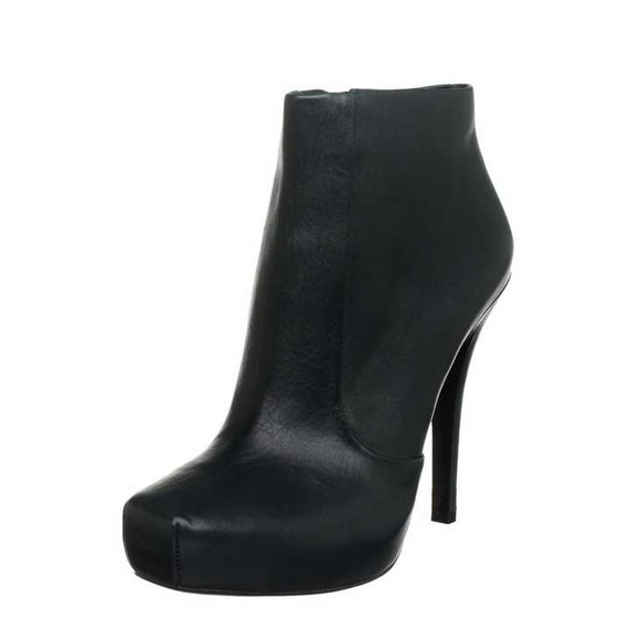House of Harlow Leslie 1960s boot - Picture 1 of 2