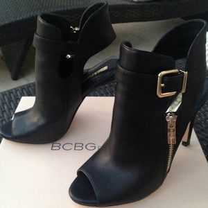 Bcbg chandler heals