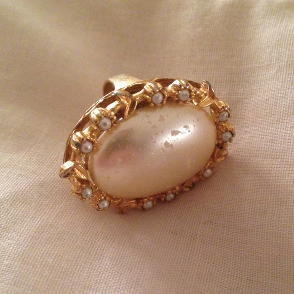 FINAL PRICE✨Set of 3 BCBG rings - Picture 2 of 4