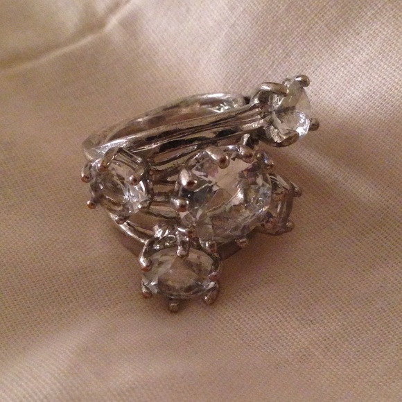 FINAL PRICE✨Set of 3 BCBG rings - Picture 4 of 4