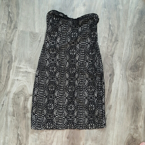 Urban Outfitters Strapless Lace Bodycon Dress