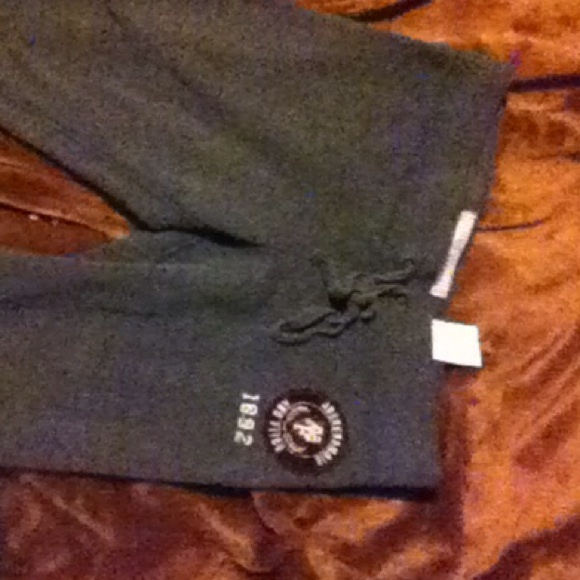 A&F leggings