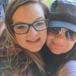 Meet your Posher, Tonia