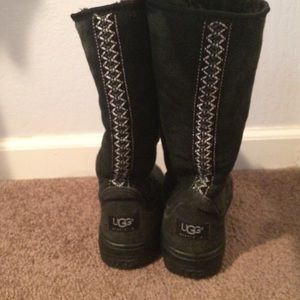 Black uggs