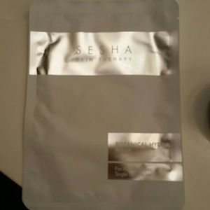 Sesha skin therapy mask