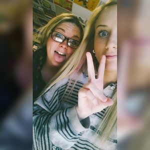 Meet your Posher, Victoria