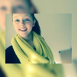 Meet your Posher, Kayla