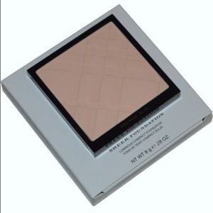 Burberry Beauty Sheer Compact Foundation No 1