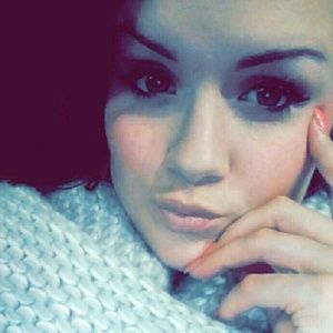 Meet your Posher, Lauren