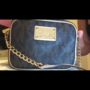 Michael kors jet set small cross body bag