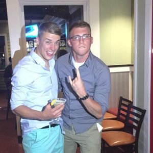 Meet your Posher, Derrick