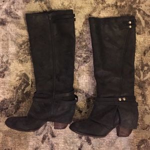 Fergie "Latitude" leather boots size 9