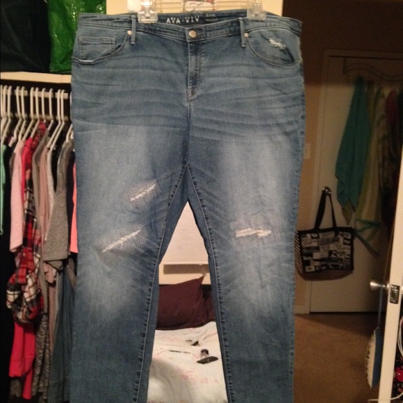Ava and Viv Distressed Skinny Jeans