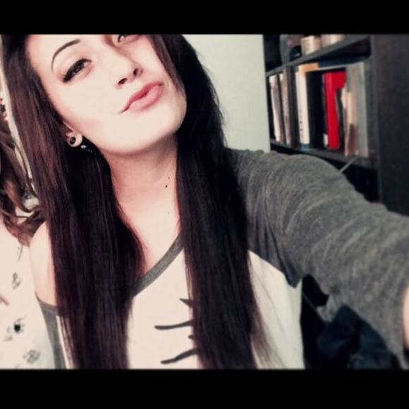 Meet your Posher, Haley - Picture 1 of 1