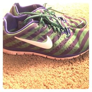 Nike free 5.0 tennis shoes