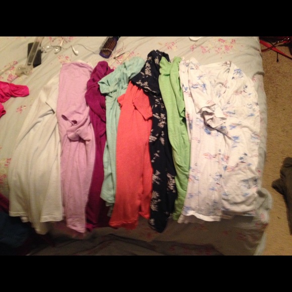 Bundle of Old Navy Vneck tees