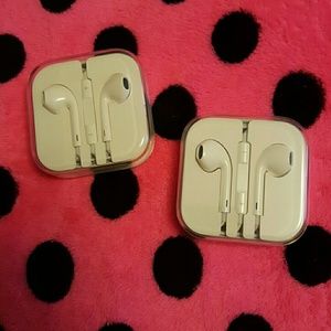 Apple Earpods/Earphones