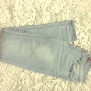 Light blue jeans ♡