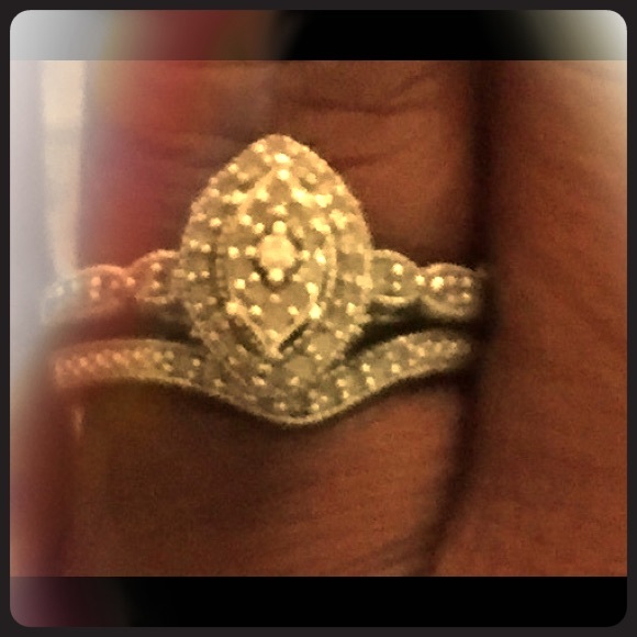 Engagement wedding set
