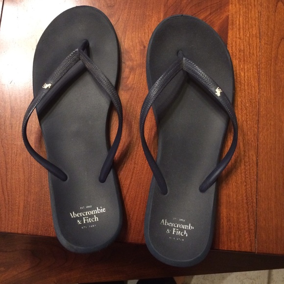 Abercrombie & Fitch Flip flops