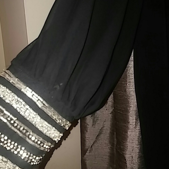 Top - Picture 3 of 3