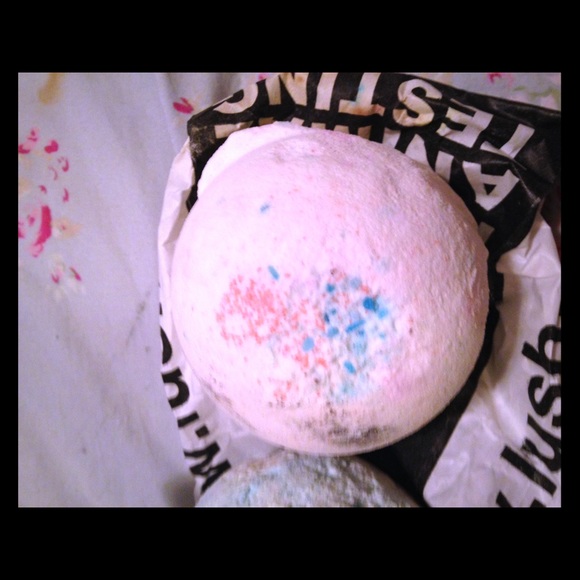 Sakura and a big blue bath bomb bundle