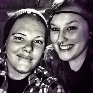 Meet your Posher, Max