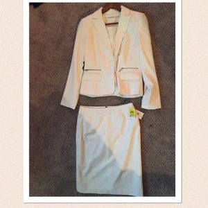 2 piece Calvin Klein business skirt suit